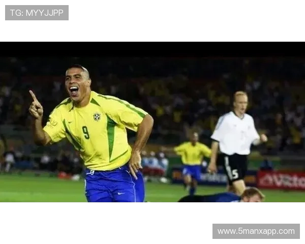 全球十大足球明星盘点他们的辉煌成就与传奇故事